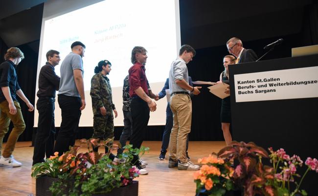 Autobranche braucht gute Fachkräfte – hier sind sie