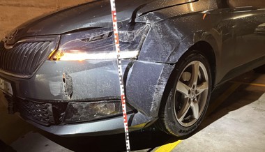 Rentner fährt nach Unfall nach Hause, ohne sich zu melden