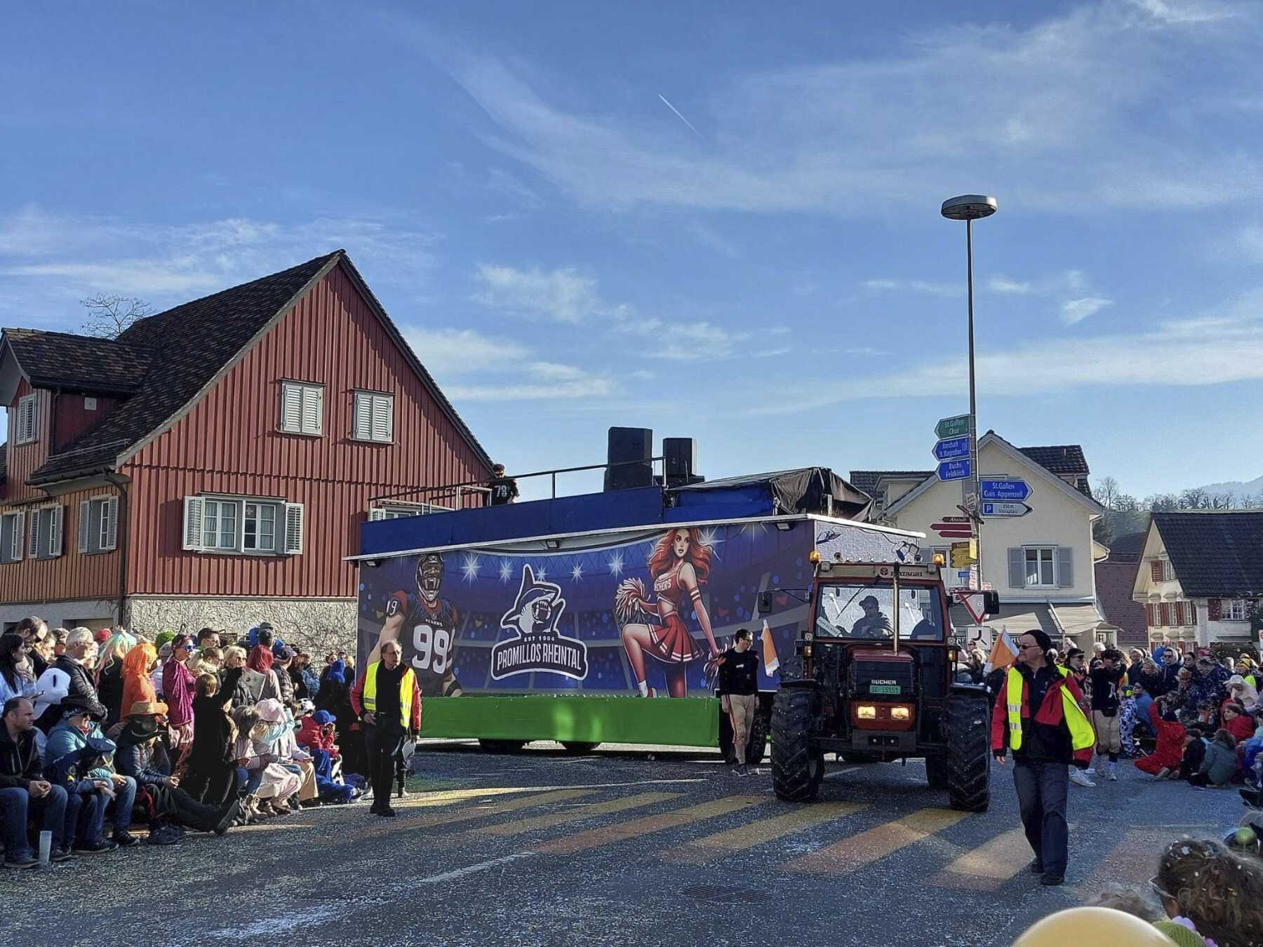 Wer bietet mehr? Ein legendärer Partywagen wird versteigert