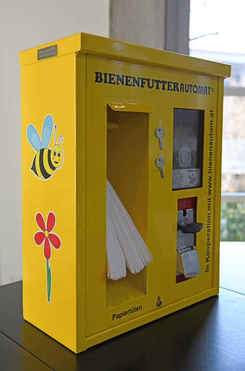  Ein umgebauter Kaugummi-Automat. 