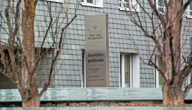 Liechtenstein sperrt über eine halbe Milliarde: Russin kommt nicht an das Geld