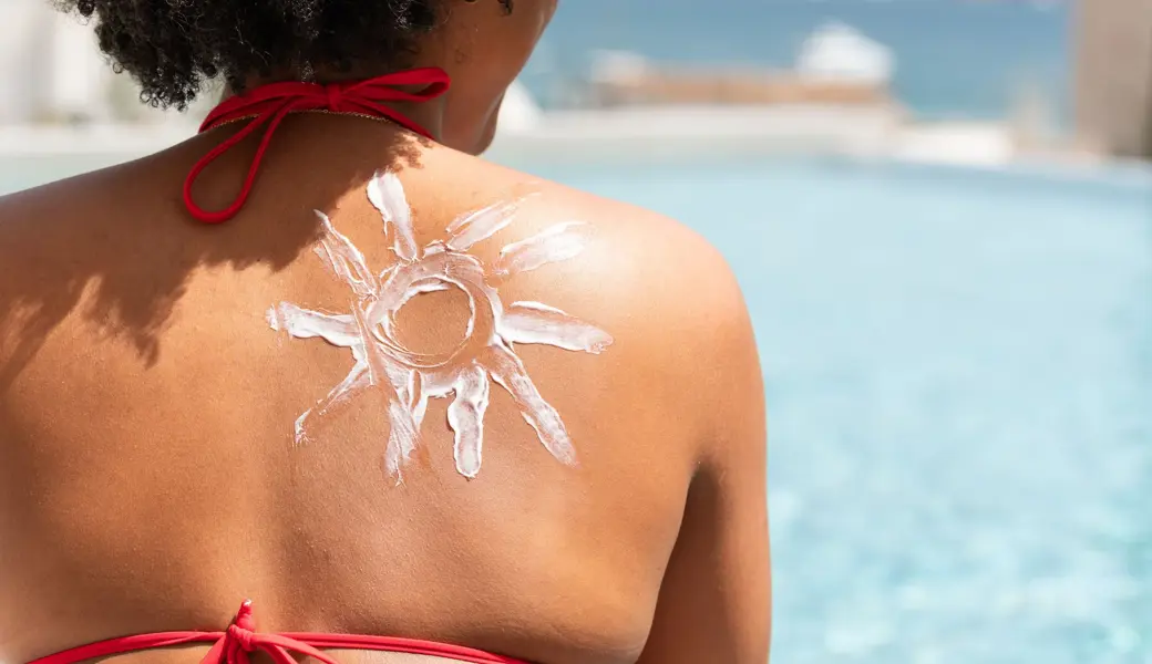 Sonnencreme, Schatten und viel Wasser: Ein Experte erklärt die Fakten
