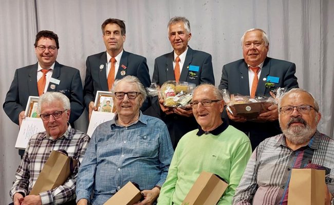 Zum Teil seit 65 Jahren aktiv: Musikverein Buchs-Räfis empfing die Ehren-Jubilare
