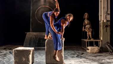 Wattwiler Tanztheater Rigolo ehrt Gründer Mädir Eugster mit einer transmedialen Produktion