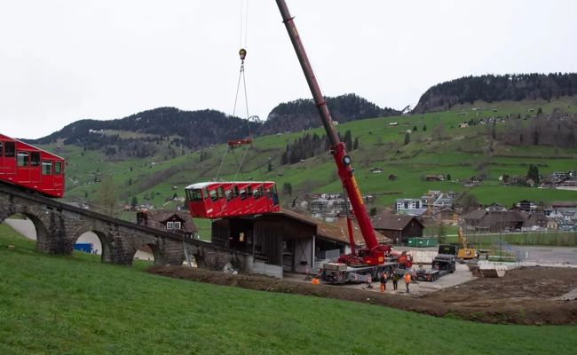 Iltiosbahn: Die beiden historischen Wagen sind weg