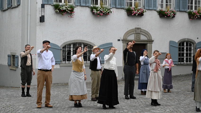 Das Ensemble hat zahlreiche Proben hinter sich.