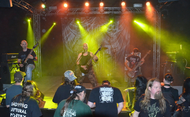 «Eine Freude, Gleichgesinnte zu treffen»: Das «Rock the Hell» ging zum 14. Mal über die Bühne