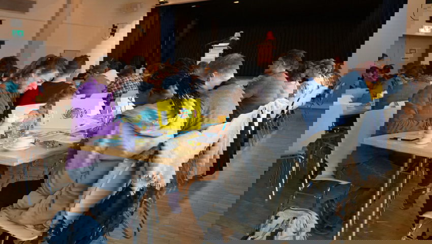  Im Gemeindesaal fand der Auftakt der Veranstaltung statt.