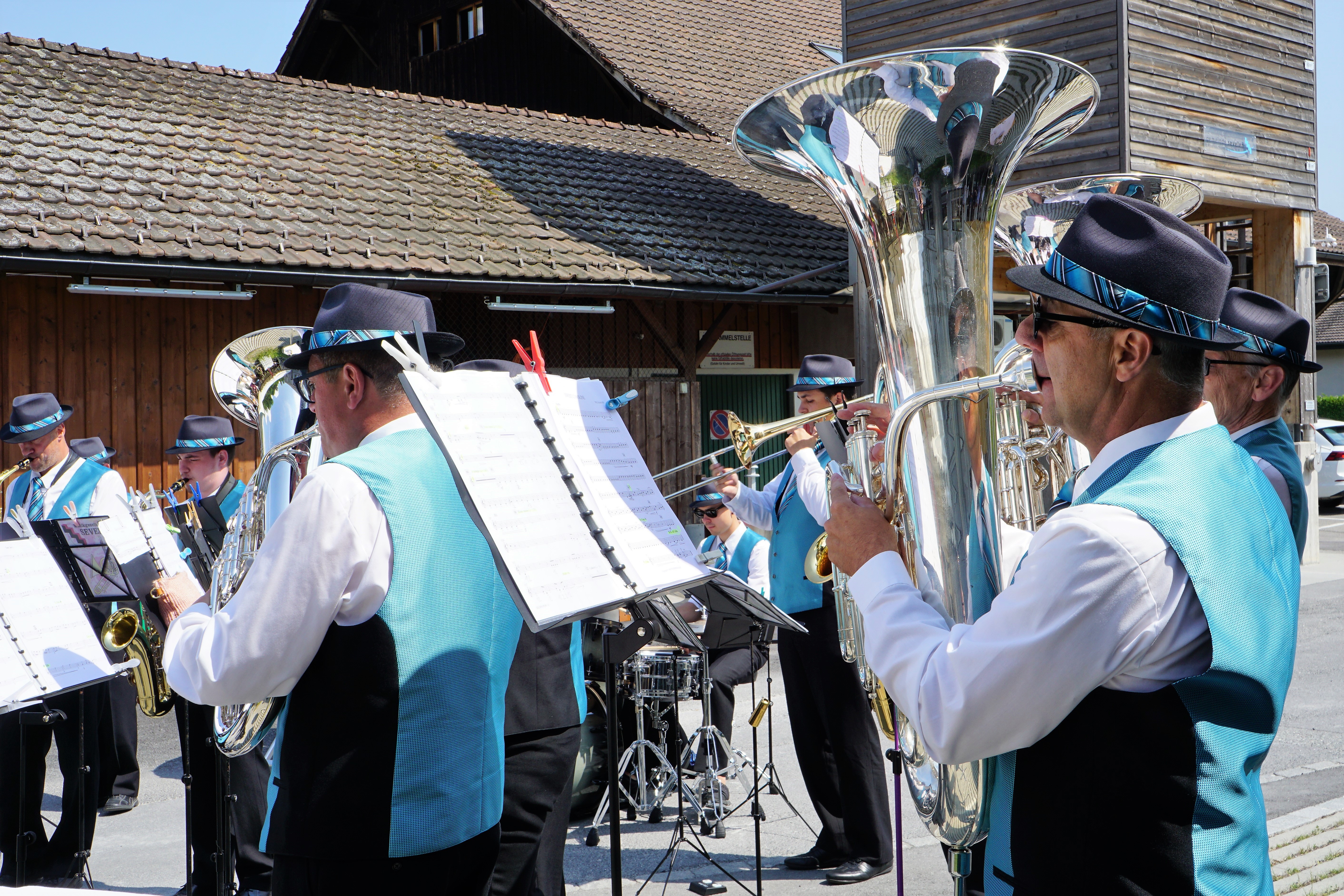 Die Musikgesellschaft Sevelen begleitete das Frühsommerfest.