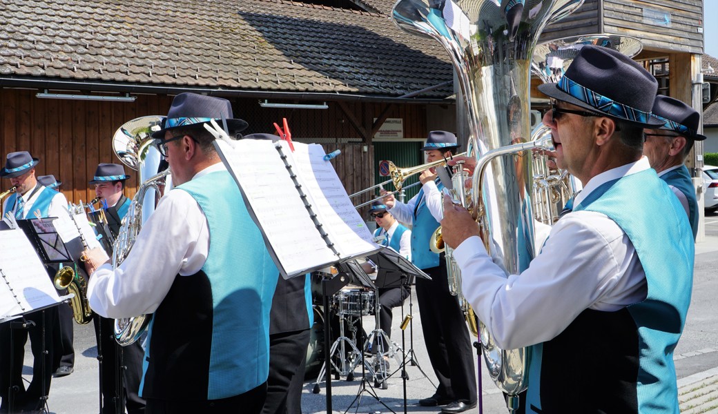 Die Musikgesellschaft Sevelen begleitete das Frühsommerfest.