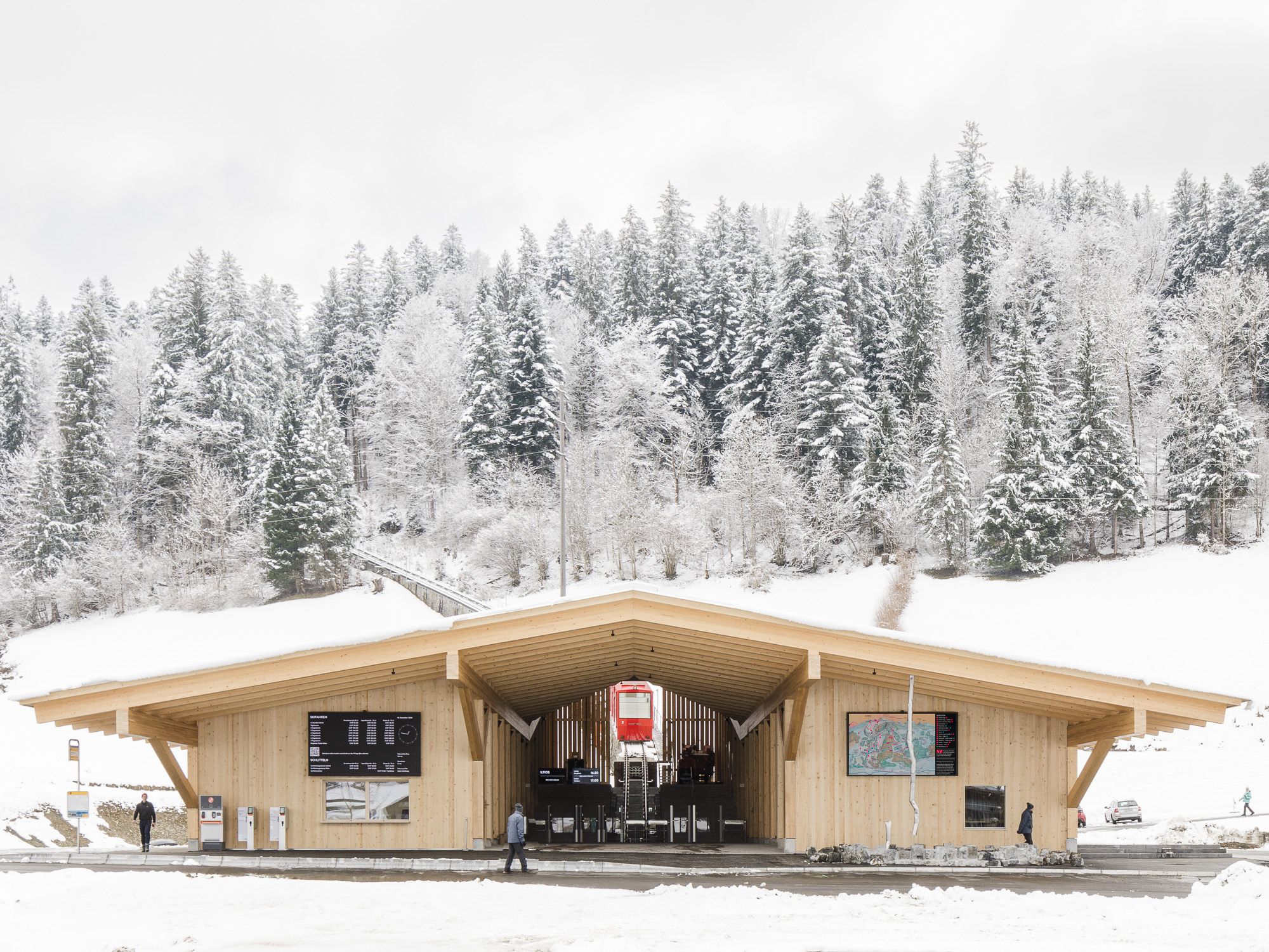 Post bietet ihre Dienste neu bei der Talstation an