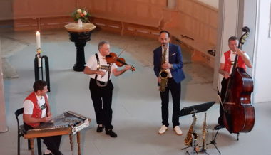 Begeisterung für mitreissendes Sommerkonzert mit Peter Lenzin und dem Appenzeller Echo