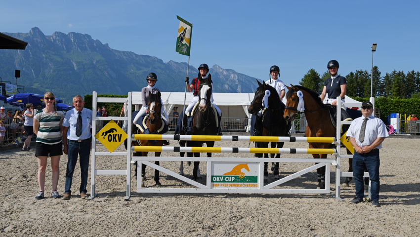  Die Equipe des Reitvereins Werdenberg gewann die OKV-Cup-Prüfung. 