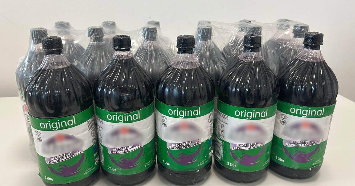Disguised as syrup: Customs seizes 18 PET bottles containing codeine.