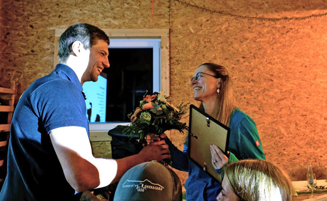 Karin Gabathuler ist neues Ehrenmitglied des TV Oberschan