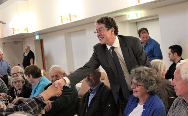 Stargast Rösti berichtete über seine ersten Monate als Bundesrat