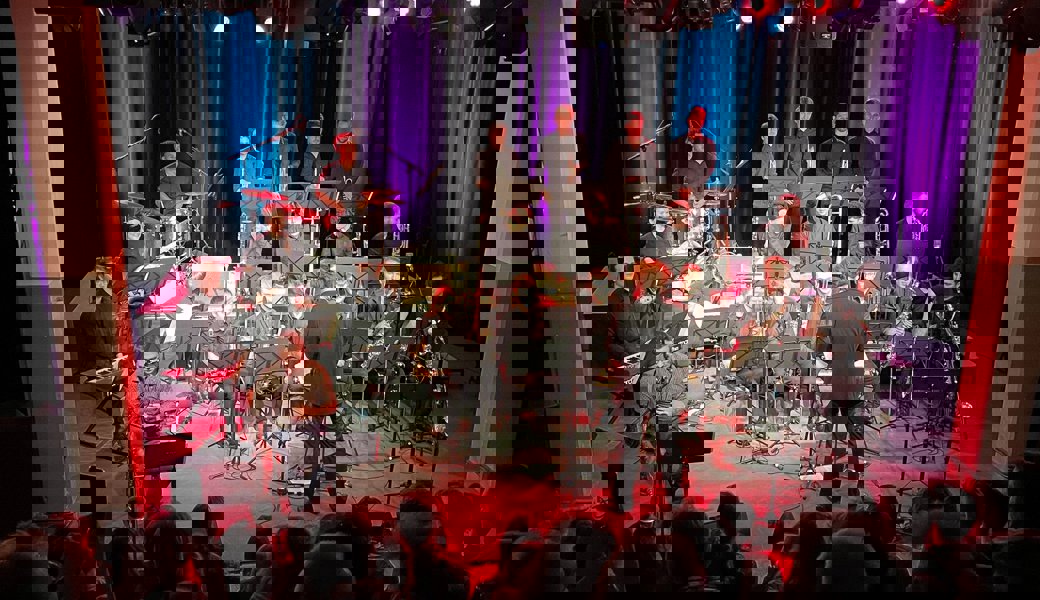 Nicht einmal der Bandleader glaubte daran – nun wird das 30-jährige Bestehen der Big Band der Kanti gefeiert