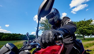 Doppelt so viele Teenager-Unfälle: Mindestalter 16 steht für Töffs auf der Kippe