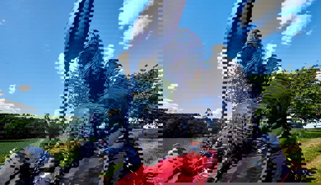 Doppelt so viele Teenager-Unfälle: Mindestalter 16 steht für Töffs auf der Kippe