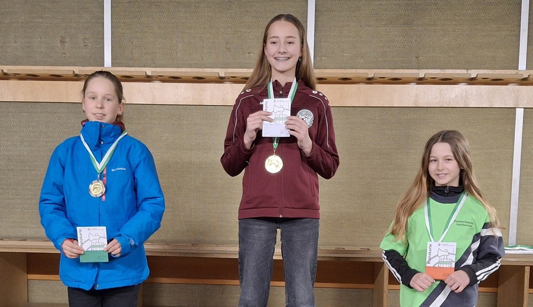 Treffsichere Buchserinnen auf dem Podest