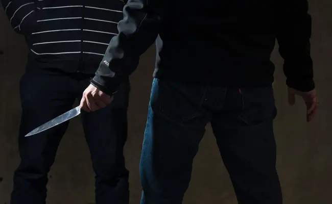 Gewalttat: Mann verletzt mit Messer Eltern und Schwester teils schwer