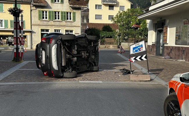 65-jährige Autofahrerin baut in Mels Selbstunfall
