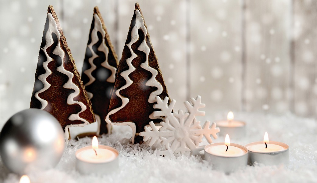 Deko und Kerzen bringen mich nicht in Weihnachtsstimmung, aber die Kinder mit ihrer Vorfreude stecken mich irgendwann mit Sicherheit an. 