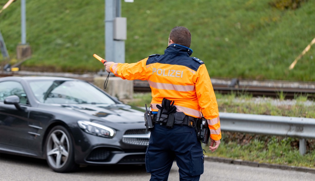 Sechs Autoposer aus dem Verkehr gezogen