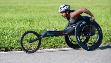 Rennrollstuhlfahrerin Alexandra Helbling: Begeistert vom neuen Gefährt