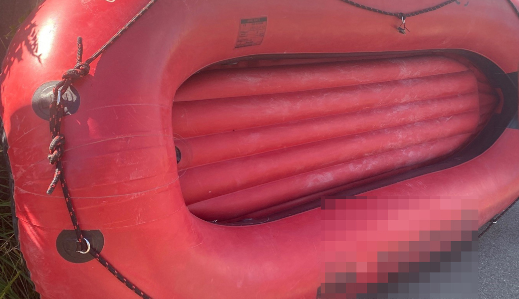 Nächtliche Juxfahrt mit angehängtem Schlauchboot: In Malbun kam es zu einer Kollision.