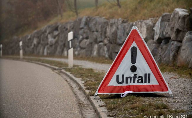 Streifkollision zwischen Auto und Lastwagen – Autofahrerin alkoholisiert