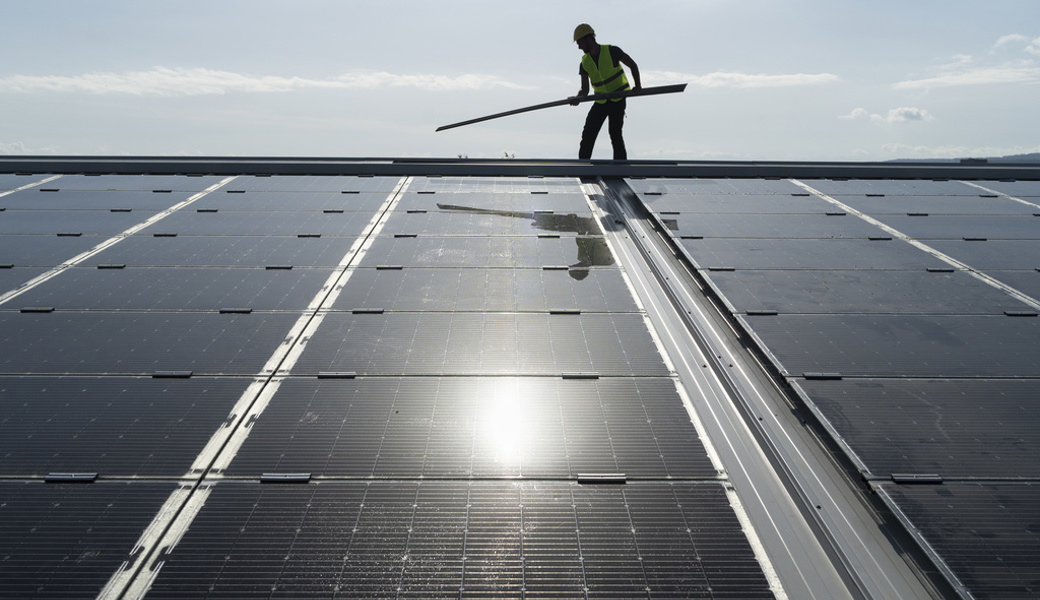 Mons Solar muss die Kapazitäten an den veränderten Markt anpassen. Mons Solar muss die Kapazitäten an den veränderten Markt anpassen.