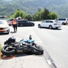 Motorradfahrer beim Abbiegen erfasst