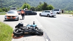 Motorradfahrer beim Abbiegen erfasst