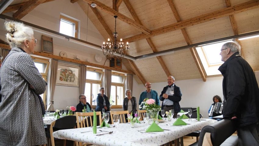 6. Mai: In Grabs wird der Anbau der Tagesstätte Zentrum Wiitsicht mit einer Feier eröffnet. 1,5 Millionen Franken sind dafür investiert worden. 6. Mai: In Grabs wird der Anbau der Tagesstätte Zentrum Wiitsicht mit einer Feier eröffnet. 1,5 Millionen Franken sind dafür investiert worden.