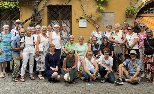 Puppen und Fuggerei: Gemischt-Chor auf Reisen