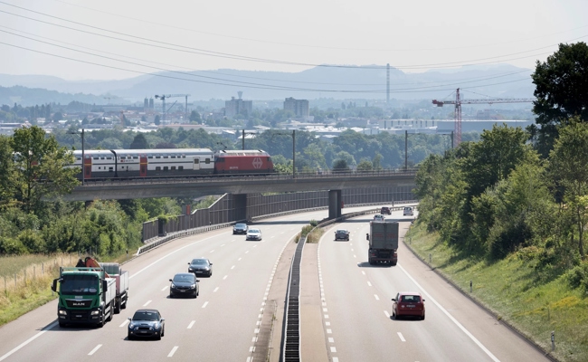 Baut die Schweiz die Eisenbahn am falschen Ort aus?