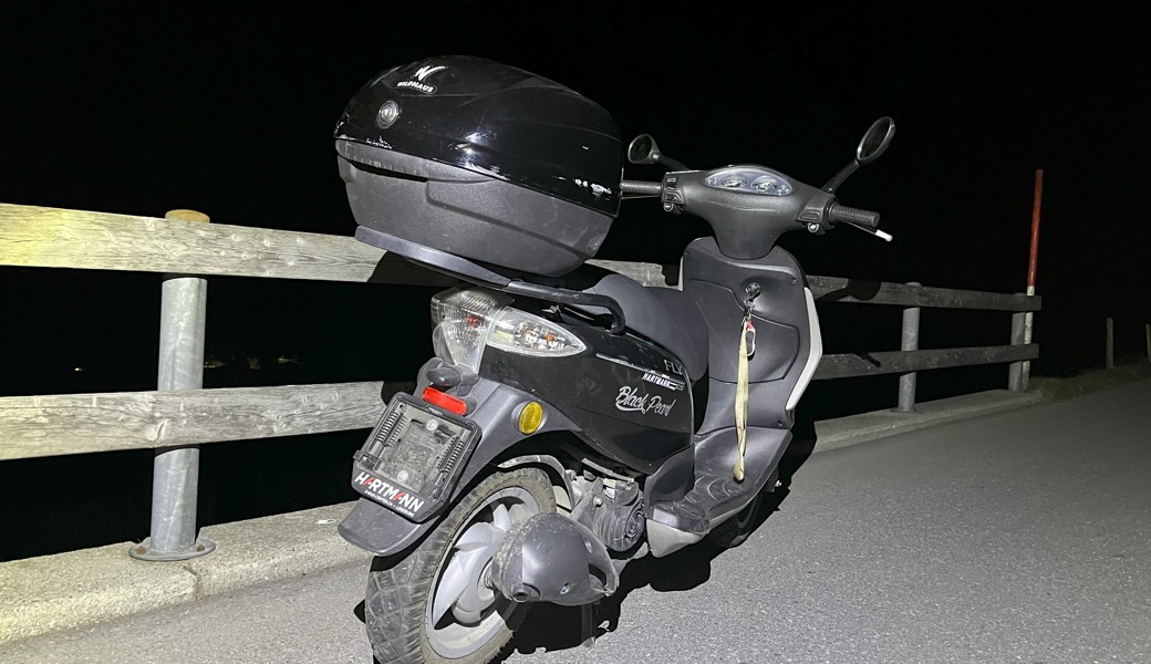 Rollerfahrer auf der Strasse zur Schwendi hinauf schwer gestürzt