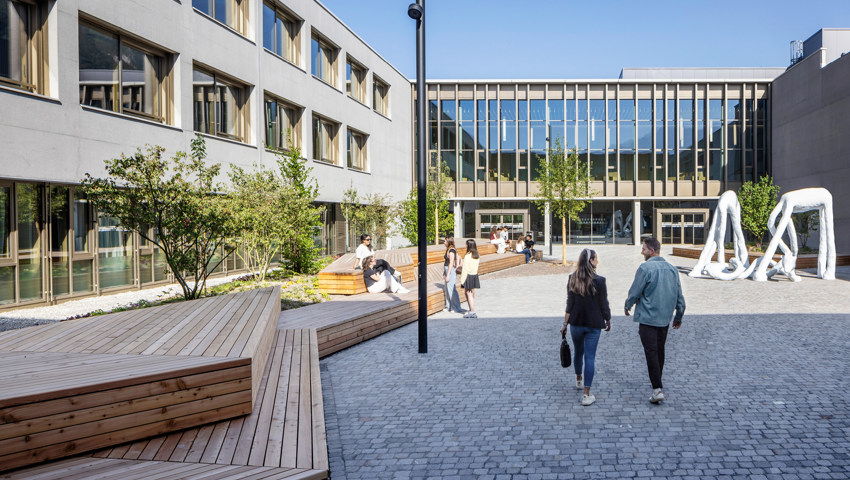 Am «Open Day» werden spannende Einblicke in den Unterricht geboten – und anderes mehr.