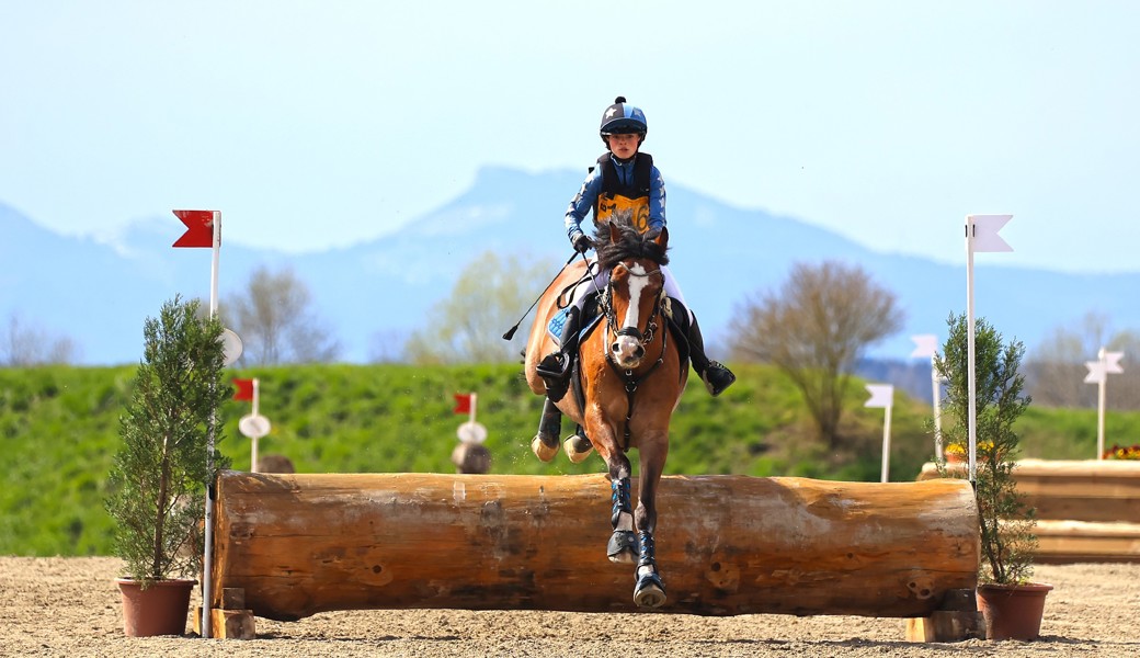 Hedda Fluri ritt mit Pretty in Avenches zum Sieg in der B1-Juniorenprüfung.