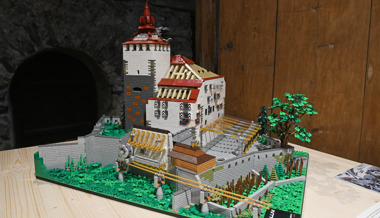 Mit Modellen und Minimediale: Das Schloss Werdenberg eröffnet die Saison