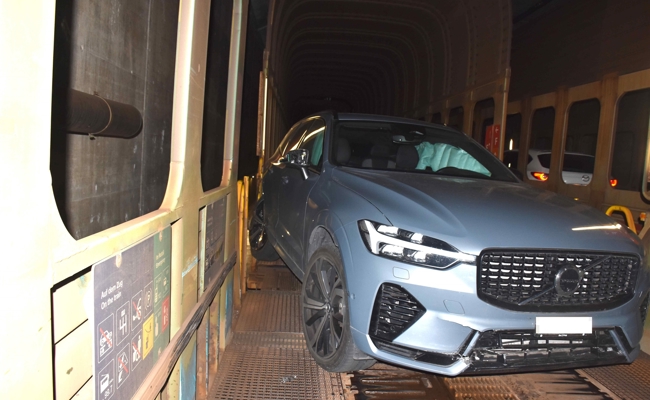 Dreifachunfall auf dem Autoverlad Vereina: Ambulanz aufgeboten