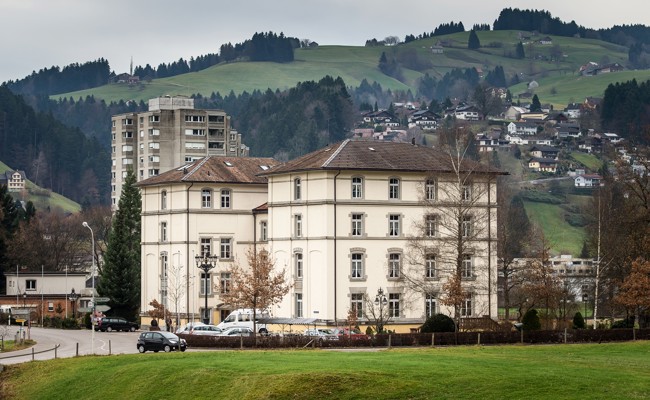 «Noch immer wie bei Werner Arn»: Das wird im Gottesdienst bei den Adullam-Nachfolgern gepredigt