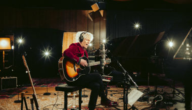 Melancholische Klänge als digitale Version einer Vinylplatte: Neues Werk von TBOG