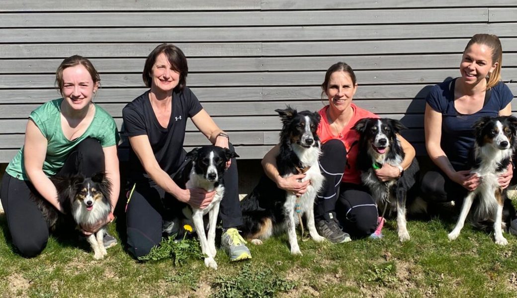  Lia Good mit Lilo, Marianne Mattle mit Doolin, Tanja Fähndrich mit Lycan und Phoenix, Sandra Loosli mit Lane (von links). 