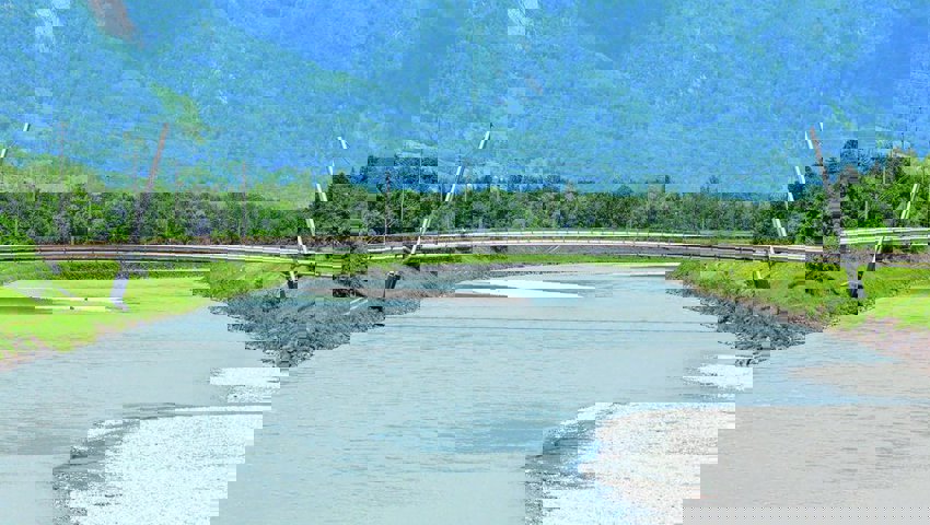  Die jüngste aller Brücken: Die Dampfleitungsbrücke zwischen Buchs und Schaan. 