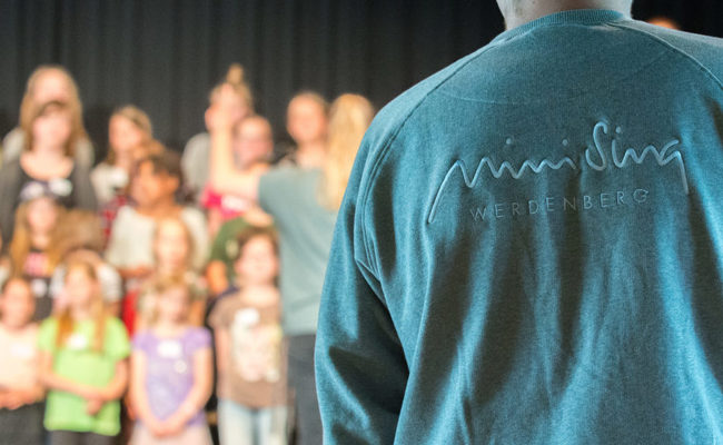 Die Intensivproben für die Kinder der MiniSing Show laufen im OZ Flös auf Hochtouren