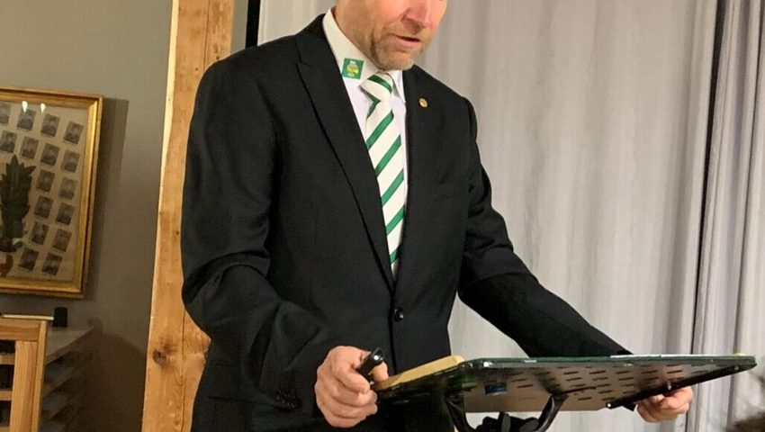  Kreispräsident Markus Roth führte durch den Abend. 