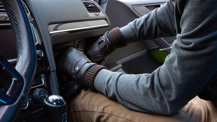 In Altstätten und Sargans wurde in Fahrzeuge eingebrochen.