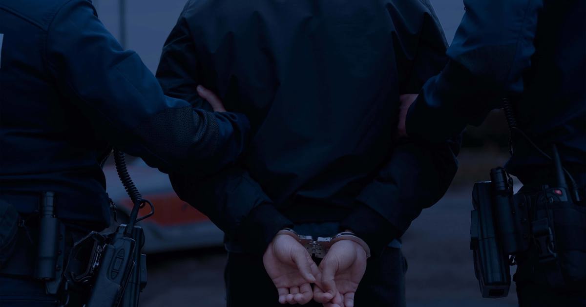 Arrest after thefts from cars - | Witness injured